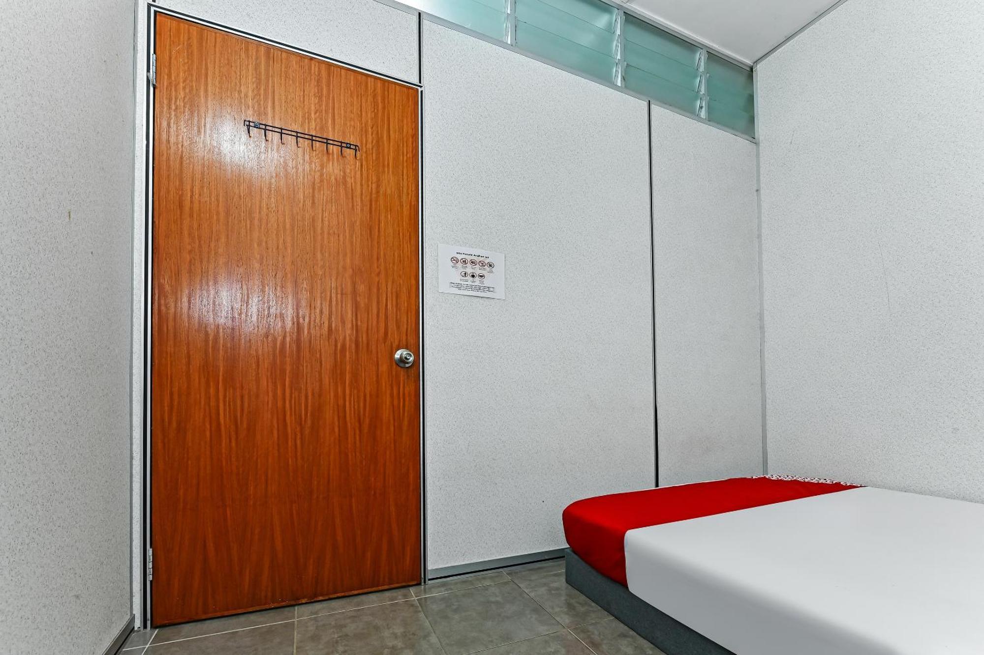Spot On 90541 Pd Motel Port Dickson Kültér fotó